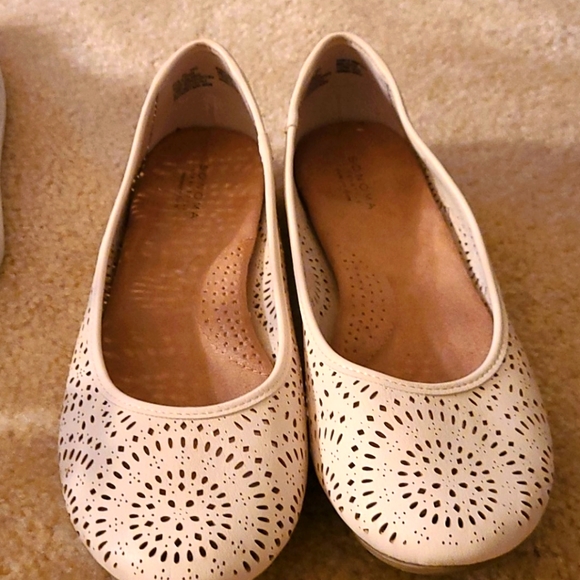 Accessories - Picture 1 of 4